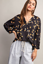 BUTTERFLY PRINT SILKY BLOUSE