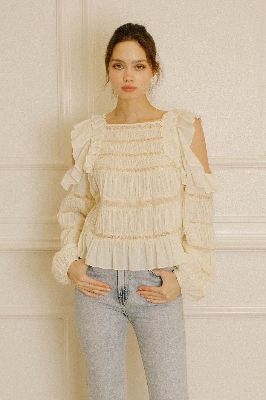 RUFFLED CREAM TOP