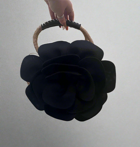 CHIC FLOWER STRAW BAG