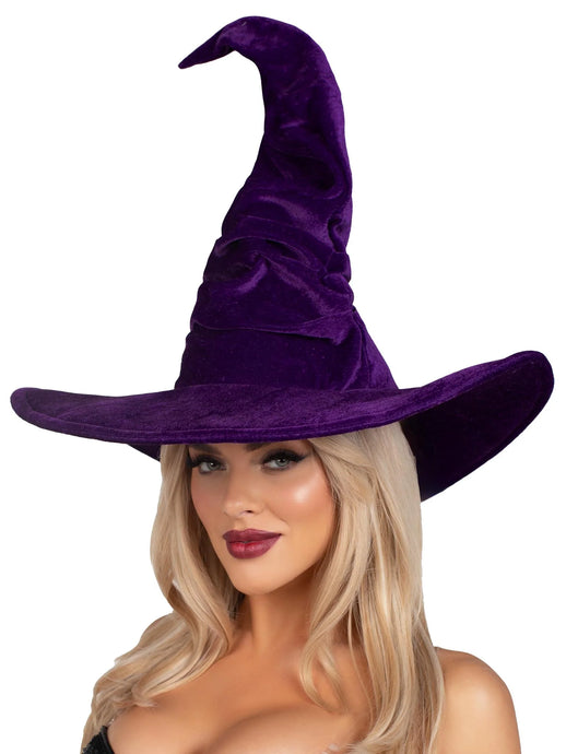 VELVETY WITCH HAT