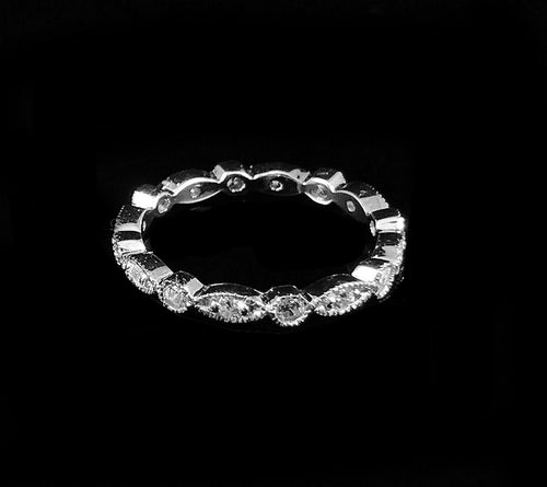 PAVE OVAL RING