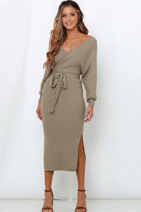 V-NECK KNIT DRESS