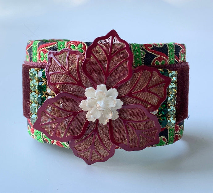 ELEGANT CHRISTMAS CUFF BRACELET